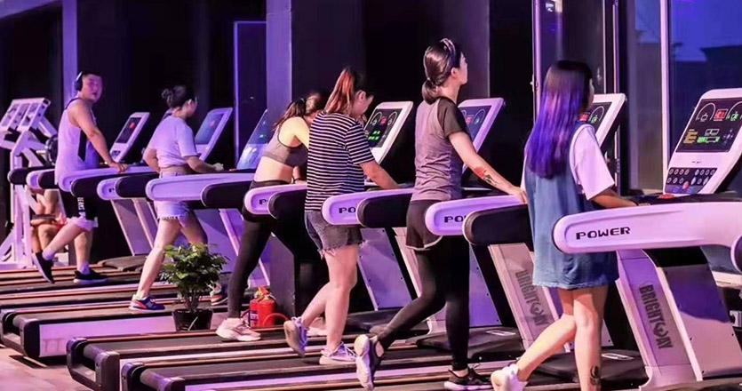 V力健身