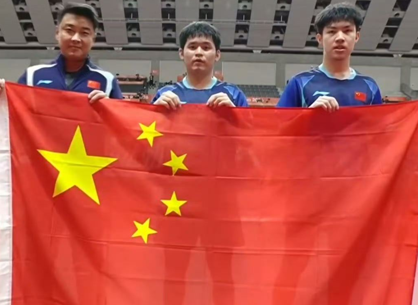 并享受一系列其它服务介绍图片