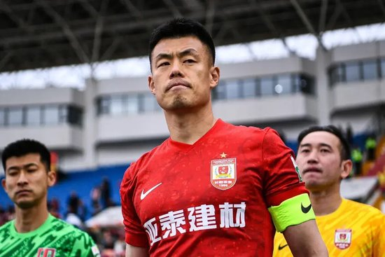 通过面对面、电话、邮件、传真、论坛等多种途径为玩家提供快捷的服务。介绍图片