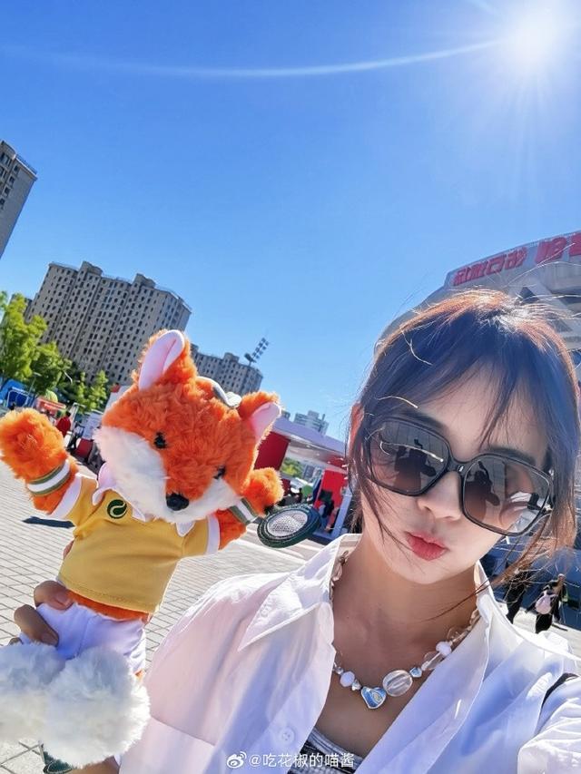 趣博相关图片